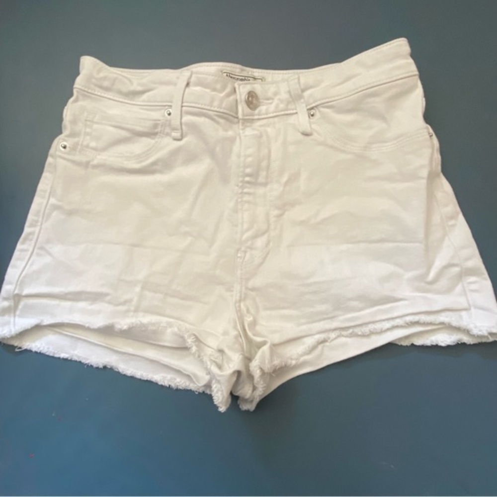 Abercrombie & Fitch Shorts Women’s Size 6 Simone High Rise White Small Stain